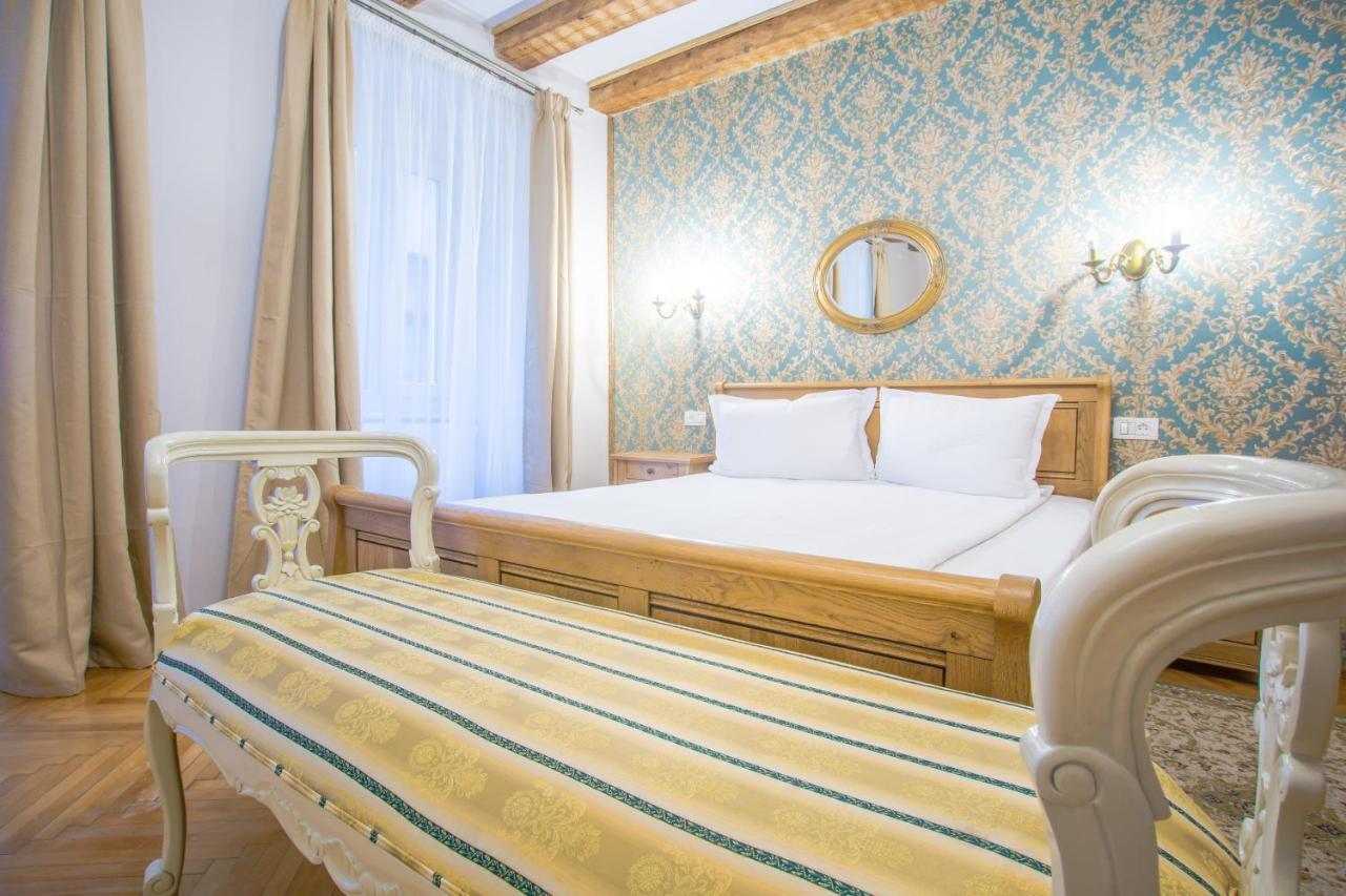 Safrano Palace 布拉索夫 外观 照片